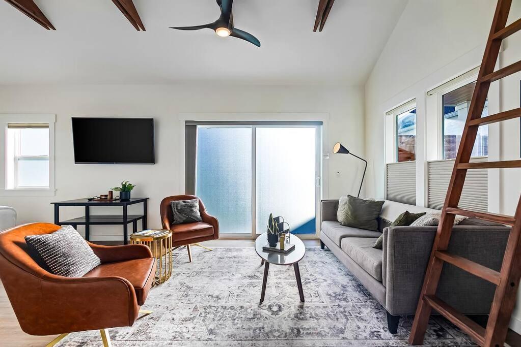 Walk To The Waterfront! The South Sound Suite Tacoma Ngoại thất bức ảnh