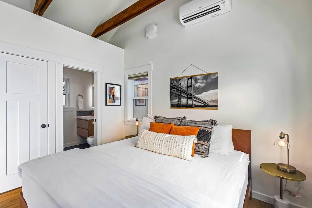 Walk To The Waterfront! The South Sound Suite Tacoma Ngoại thất bức ảnh